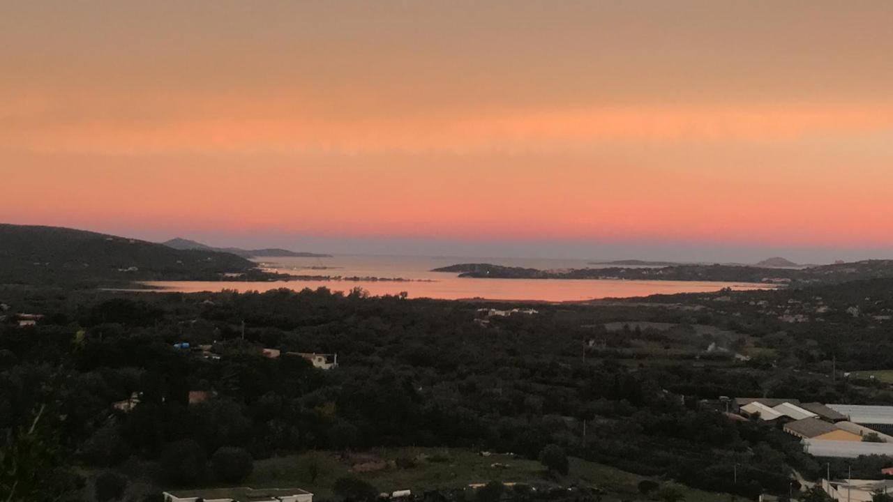 Monolocale Belvedere Su Porto Rotondo Cugnana Bagian luar foto